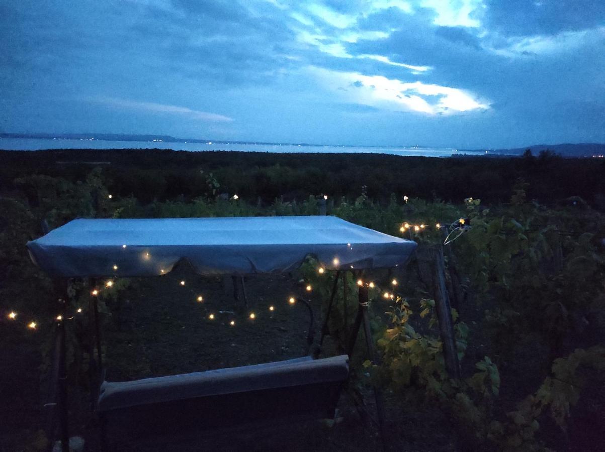 Napraszállás Vendégház Balatonakali Extérieur photo