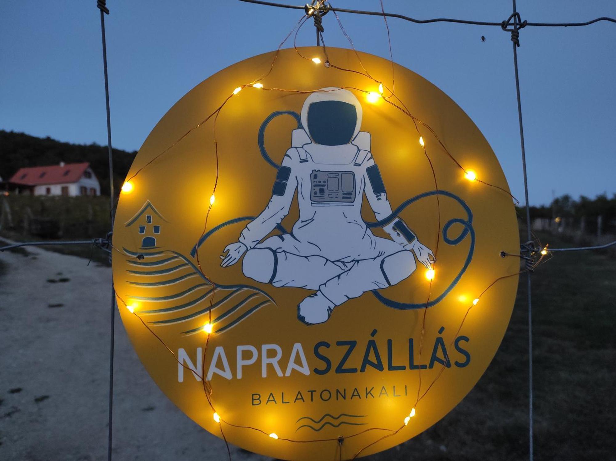 Napraszállás Vendégház Balatonakali Extérieur photo